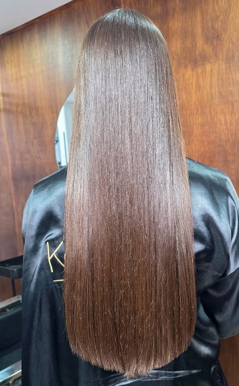 Cabello después del alisado: lacio y con brillo